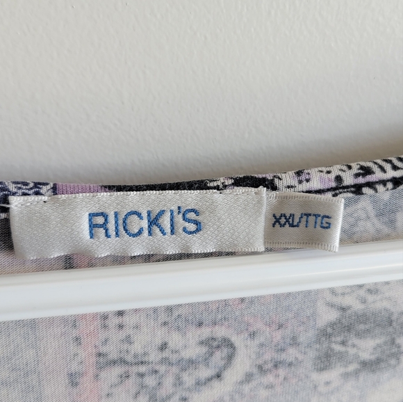 Ricki's XXL Long Top - Picture 4 of 4